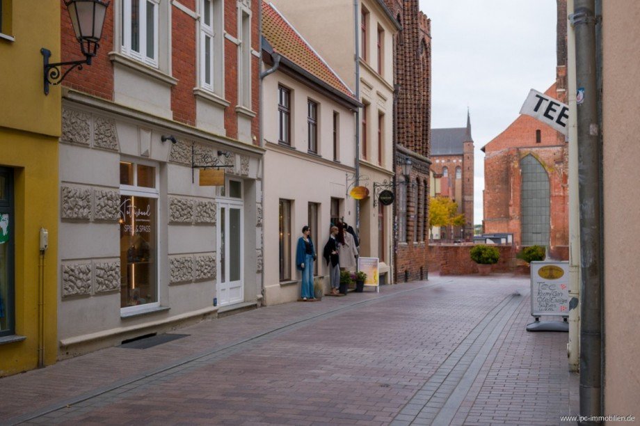 Richtung Marienkirche Einzelhandelsladen Wismar