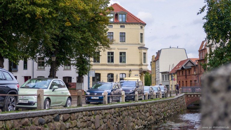 Hausansicht Wismar Etagenwohnung Toll geschnittene 2 Zi. Wohnung in sch�ner Altstadtlage.