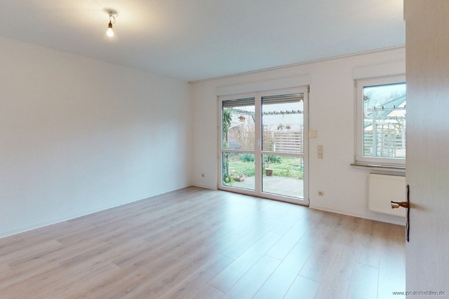 Wohnzimmer Doppelhaush�lfte Sch�nebeck (Elbe)