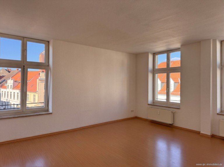 Wohnzimmer Wismar Etagenwohnung Wohnen in der Altstadt - Individuell geschnittene 3 Zi. Wohnung.