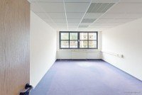 Bild (d57184d6583d2dc6cef889510037e66b): Platz f�r Ihre Ideen - Tolle Fl�che f�r Praxis, B�ro oder B�rogemeinschaft.