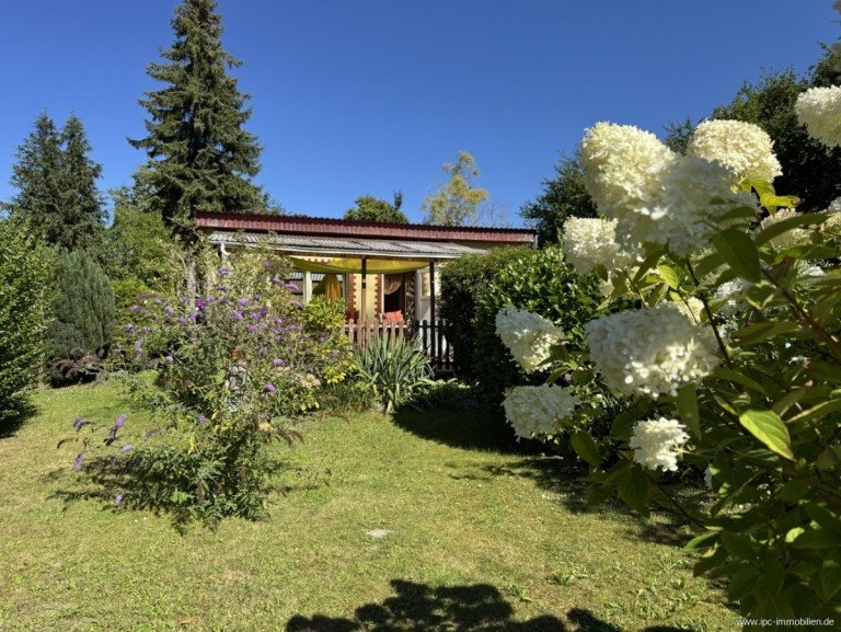 Tolles Grundst�ck Manderow Ferienhaus Ihr Sommerdomizil 2026 - Attraktives Grundst�ck in Ostseen�he.