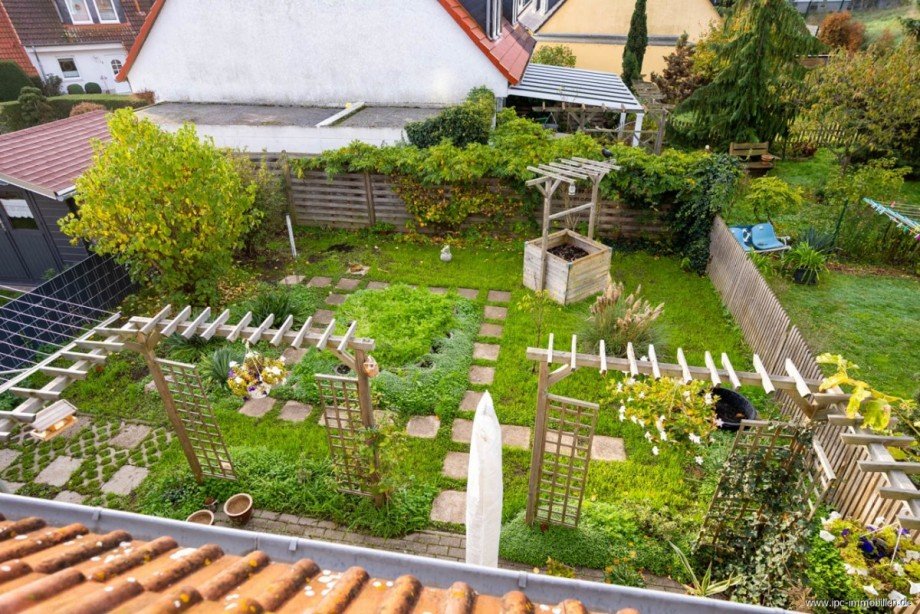 Garten Doppelhaush�lfte Sch�nebeck (Elbe)